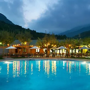 Camping Bassegoda Park , Albanya España